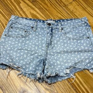 Free People Denim Shorts Women’s Size 28
